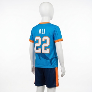 Conjunto de Uniforme de Fútbol Personalizado para Hombre, Camiseta y Pantalones Cortos Sublimados 100% Poliéster, Color Degradado, Cuello en V, Nombre del Equipo del Club Académico - Product Image 3