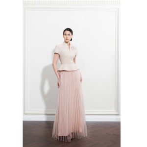 Venta al por mayor de faldas largas para mujer ODM NORAH LONG SKIRT 300 gramos, silueta recta y fluida, faldas acolchadas para mujer - Product Image 4