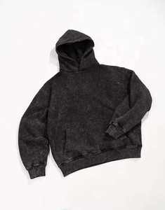 Sudadera Oversize Unisex de Manga Larga con Bolsillos Canguro, Estilo Holgado, Efecto Desgastado por el Sol y Lavado Ácido, para Invierno y Streetwear - Product Image 2