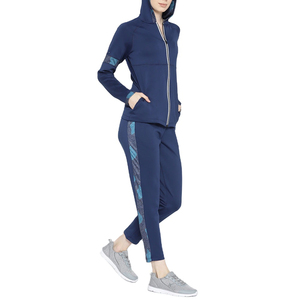 Nouvel ensemble de survêtement sportswear grande taille pour femme 2025 – Tenue de sport de football personnalisable avec logo – Survêtement deux pièces - Product Image 3