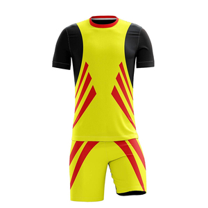 Uniforme de football confortable, durable, à motif solide, surdimensionné, nouveau style, qualité supérieure, respirant, 100 % polyester. - Product Image 5