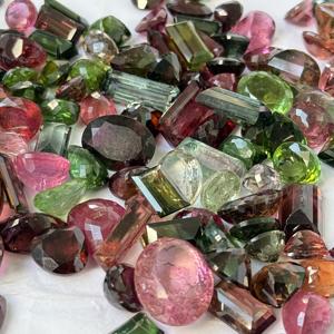 Turmalina natural AAA multicolor facetada, piedras preciosas sueltas de formas y tamaños surtidos, turmalina suelta al por mayor para joyería fina. - Product Image 2