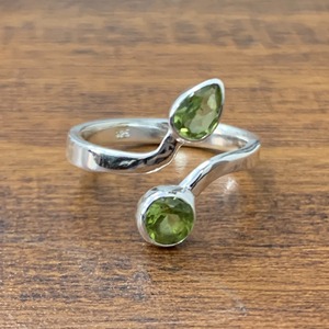 3.0 Grams Fashion <b>Peridot</b> <b>Ring</b> - Product Image 1
