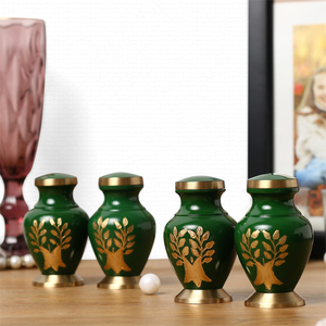 Juego de 4 Urnas Funerarias Pequeñas de Latón Duradero de Alta Calidad con Grabado del Árbol de la Vida en Verde para Guardar Cenizas Conmemorativas - Product Image 6