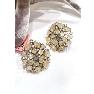 ต่างหูทองเหลืองชุบทองประดับเพชรซิร์คอนคุณภาพพรีเมียมสำหรับผู้หญิง สวมใส่ในงานปาร์ตี้สุดอินเทรนด์ - ประกายระยิบระยับน่าทึ่ง - Product Image 1