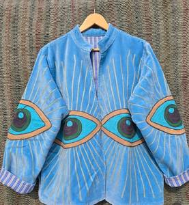 Veste en velours brodé jaune de luxe avec motif œil porte-bonheur, manches longues, col montant, veste d'hiver faite à la main pour femmes - Product Image 5