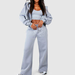 Survêtements courts pour femmes avec logo personnalisé imprimé, prix bas, faible MOQ - Product Image 5