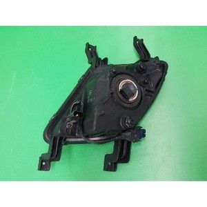 Luz Antiniebla Derecha Usada Equus 922023N000 - Product Image 2