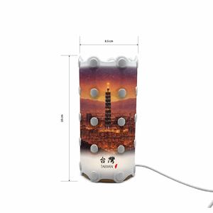 Lámpara de Mesa DIY con Diseño de Atardecer de TAIPEI 101, Pantalla Impresa con Paisaje y Base de Madera con Luz LED, Ideal como Recuerdo de Viaje - Product Image 2