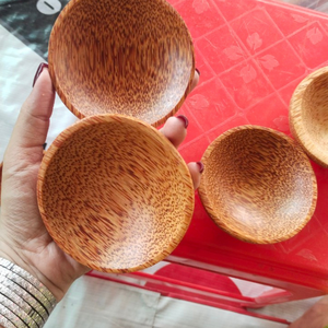 Cuenco de Coco Seleccionado a Mano, Origen Vietnam, para Mezclar Base de Açaí y Mejorar los Cereales Matutinos, 99 Gold Data Co - Product Image 3