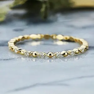 Anillo de Eternidad de Lujo con Moissanita de Corte Brillante y Engaste de Garras, Plata de Ley 925 Bañada en Oro Amarillo, Certificado, para Boda - Product Image 1