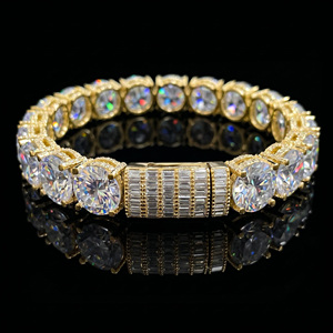 Livraison gratuite depuis l'entrepôt américain - Bracelet tennis en moissanite ronde DEF VVS1 de 3,0 mm, 4,0 mm, 5,0 mm avec plaqué or blanc S925 - Product Image 3
