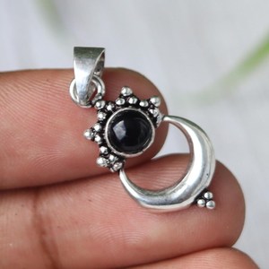 Pendentif demi-lune en améthyste, alliage de cuivre, bijoux faits à la main, pierre précieuse naturelle, cadeau élégant pour femme, design plaqué or, certifié IGI - Product Image 2