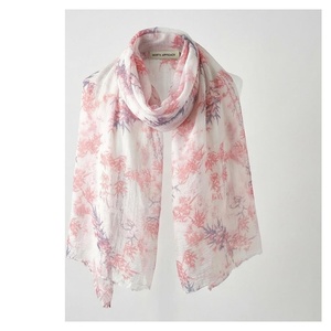 NORTII APPYIG4CH Bufanda Larga de Gasa Floral para Mujer, Elegante, para Uso Diario en Primavera, Estampado Amigable con la Piel, Accesorio - Product Image 1