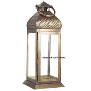 Juego de 2 Portavelas de Hormigón con Forma Irregular de Metal Dorado para Sala de Estar, Balcón o Hogar - Product Image 2