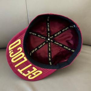 Gorra Unisex Get Loco Color Granate, 100% Algodón, Estilo Snapback, 6 Paneles, Logotipo Impreso por Transferencia de Calor, Estilo Urbano, Casual - Product Image 3