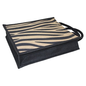 Sac de transport élégant en toile de coton imprimé zèbre pour trois bouteilles de vin, avec poignée en corde rembourrée et finition en PP laminé - Product Image 4