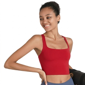 Ensemble de sport pour femme personnalisé : soutien-gorge de sport et débardeur fitness sans coutures - Product Image 1