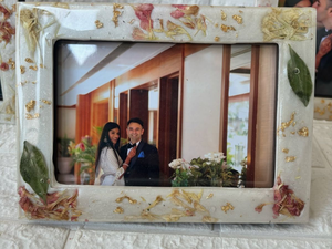 Luxury Resin <b>Photo</b> <b>Frame</b> with Premium Glossy Finish for Contemporary Home Decoration - Product Image 5