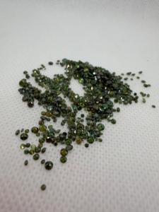 Diamante Natural Suelto, Corte Brillante, Grado AAA, Color Verde Irradiado, Efecto de Color/Fuego, Tamaño Melee 1-3mm, Para Fabricación de Joyería Personalizada - Product Image 5