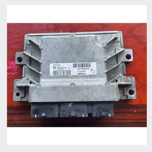 ชุดควบคุมเครื่องยนต์ ECU มือสองสำหรับรถยนต์เรโนลต์ คอนติเนนทอล รุ่น 237100551R อะไหล่รถยนต์คอนติเนนทอล - Product Image 3
