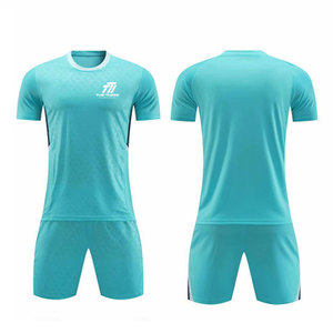 Uniforme de Fútbol para Hombre de Alto Rendimiento, Tejido Transpirable de Secado Rápido, Jersey y Pantalones Cortos que Absorben la Humedad, Personalizable para Torneos - Product Image 1