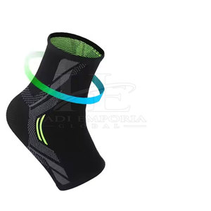 Attelle de soutien de la cheville de qualité supérieure, conception de compression confortable pour le sport, la course à pied, la remise en forme et la stabilité quotidienne des articulations - Product Image 4