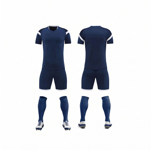 Conjunto Deportivo de Fútbol de Poliéster 100% Transpirable de Alta Calidad, Camiseta y Pantalones Cortos Personalizados para Entrenamientos y Partidos - Product Image 6