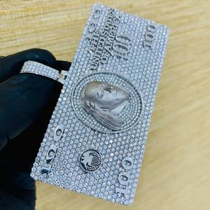 Colgante para Hombre con Moissanita Redonda de 5 Quilates, Plata de Ley 925, Nombre Personalizable, Chapado en Oro Rosa - Product Image 2