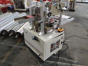 Machine voor het sealen van kartonnen dozen voor tissues met transportband voor papierverpakkingsmachines op zakelijke schaal - Product Image 6