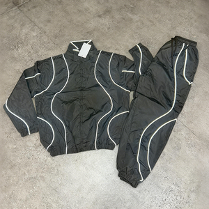 Unisex Dark Green Tracksuit Full Length Zipper Stand Collar Sporty Style Lightweight Nylon Winter Wear Comfortable - Product Image 4