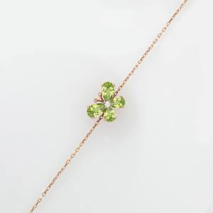 สร้อยข้อมือผีเสื้อเพอริดอท รูปทรงลูกแพร์ เพอริดอทแท้ที่ได้รับการรับรอง ประดับเพชรธรรมชาติ - Product Image 1