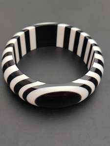 Accesorios de Moda para Niñas Hechos a Mano con Diseño Creativo y Artístico, Ideales para Fiestas, de Universal Overseas - Product Image 2