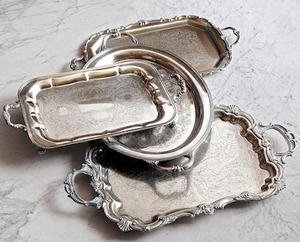 Plateau de service ovale en métal avec poignée, design vintage gravé, fait main, avec poignées, pour plats et assiettes de mariage - Product Image 6