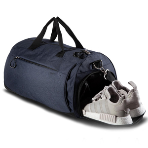 Sac de voyage pliable en polyester léger, imperméable, grande capacité, durable, avec bandoulière, pour le camping, la gym, les sports et les week-ends - Product Image 1