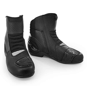 Bottes de motocross de qualité supérieure, en cuir durable, design protecteur, ajustement confortable, idéales pour la course et l'utilisation hors route. - Product Image 1