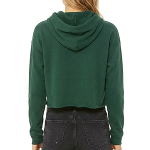 Sweat-shirt court à capuche vert uni en fibre de bambou pour femme avec broderie et imprimé frontal – Idéal pour l'été - Product Image 2