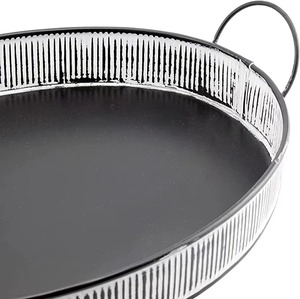 Nouvelle arrivée, plateau décoratif rond en métal avec poignées, style industriel, motif vertical, emballage en une seule pièce - Product Image 2