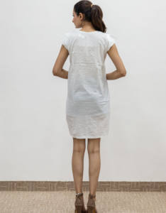 ชุดเดรสสั้นคลุมเข่าของผู้หญิงชุดเดรสสั้นปักลายผีเสื้อสำหรับสาวอินเดรสผู้หญิงแบบใหม่จากนักออกแบบชาวอินเดีย - Product Image 2