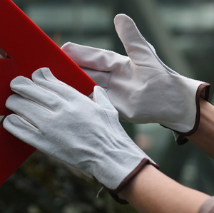 ถุงมือขับรถหนังแพะแท้แบบคลาสสิก  หนังแพะนุ่ม  กันลื่น  ถุงมือหนังแกะแท้ - Product Image 3