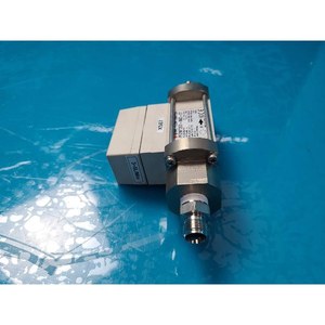 SMC PF2W720T-N03-27 Digital Liquid Flow Switch Used As Is Legacy Semiconductor Equipment Parts - Product Image 1