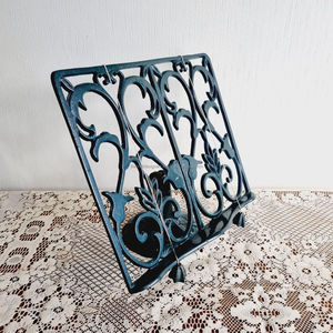 Soporte de Metal de Lujo para Libros de Cocina, para un Estilo de Cocina Opulento y un Manejo Diario de Recetas Fácil, Funcional, Confiable y Eficiente - Product Image 6