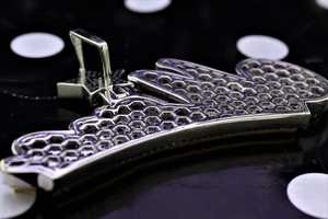 จี้ห้อยคอแบบสั่งทำพิเศษสไตล์ฮิปฮอป ประดับเพชรโมอิสซาไนต์ VVS เงินแท้ 925 ชุบทองสองสี ผ่านการทดสอบเพชร เหมาะสำหรับทั้งชายและหญิง - Product Image 3