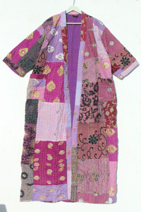 Robe kimono Kantha patchwork violette 100% coton brodée, vêtement de détente, peignoir ceinturé, tenue décontractée - Product Image 2