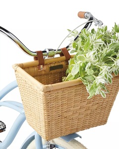 Panier de vélo en rotin naturel multifonctionnel moderne et écologique Sunwashed Riviera - Product Image 3
