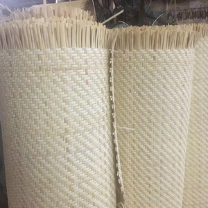 หวายสานแบบปิด L |   ลายก้างปลาสีน้ำตาลอ่อนธรรมชาติ ใช้แผ่นหวายสำหรับซ่อมเบาะนั่ง แผงเฟอร์นิเจอร์ และตกแต่ง - Product Image 1