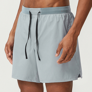 Shorts pour hommes à taille élastique, couleur unie, séchage rapide, coupe mi-haute, décontractés, tissés, 100% polyester - Product Image 4