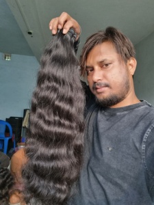 Extension de trame de cheveux vierges indiens soyeux, cheveux bouclés étirés avec vague d'eau brillante, vague profonde, styles de cheveux bruts de Temple - Product Image 5