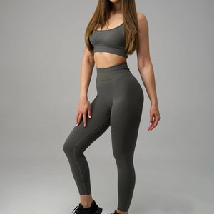 Durable Two Piece Bra and Leggings Yoga <b>Sets</b> Women Workout <b>Sets</b> Padded Stretchy Matching Solid <b>Colour</b> High Waist Leggings <b>Sets</b> - Product Image 4