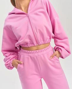 Survêtement de sport moderne pour femme, coupe courte, 100 % coton, pour l'entraînement, élégant et tendance - Product Image 5